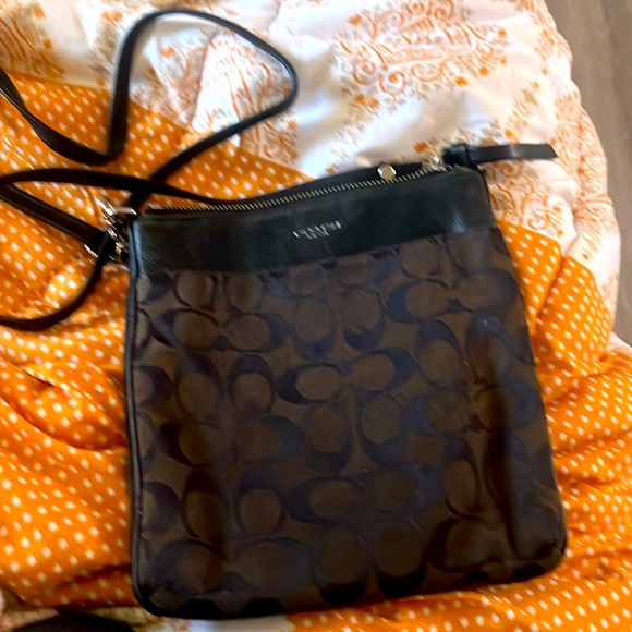 Coach purse very good condition might just need a good clean. clean inside, - Picture 1 of 3